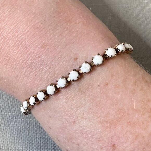 Vintage White Cabochon Bracelet with Ball Pendant - Picture 10 of 10